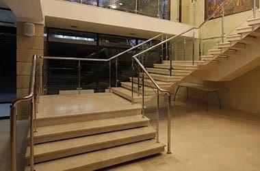 Лестница из камня Avant Quartz Франш-Конте