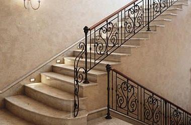 Лестница из камня Silestone Phoenix