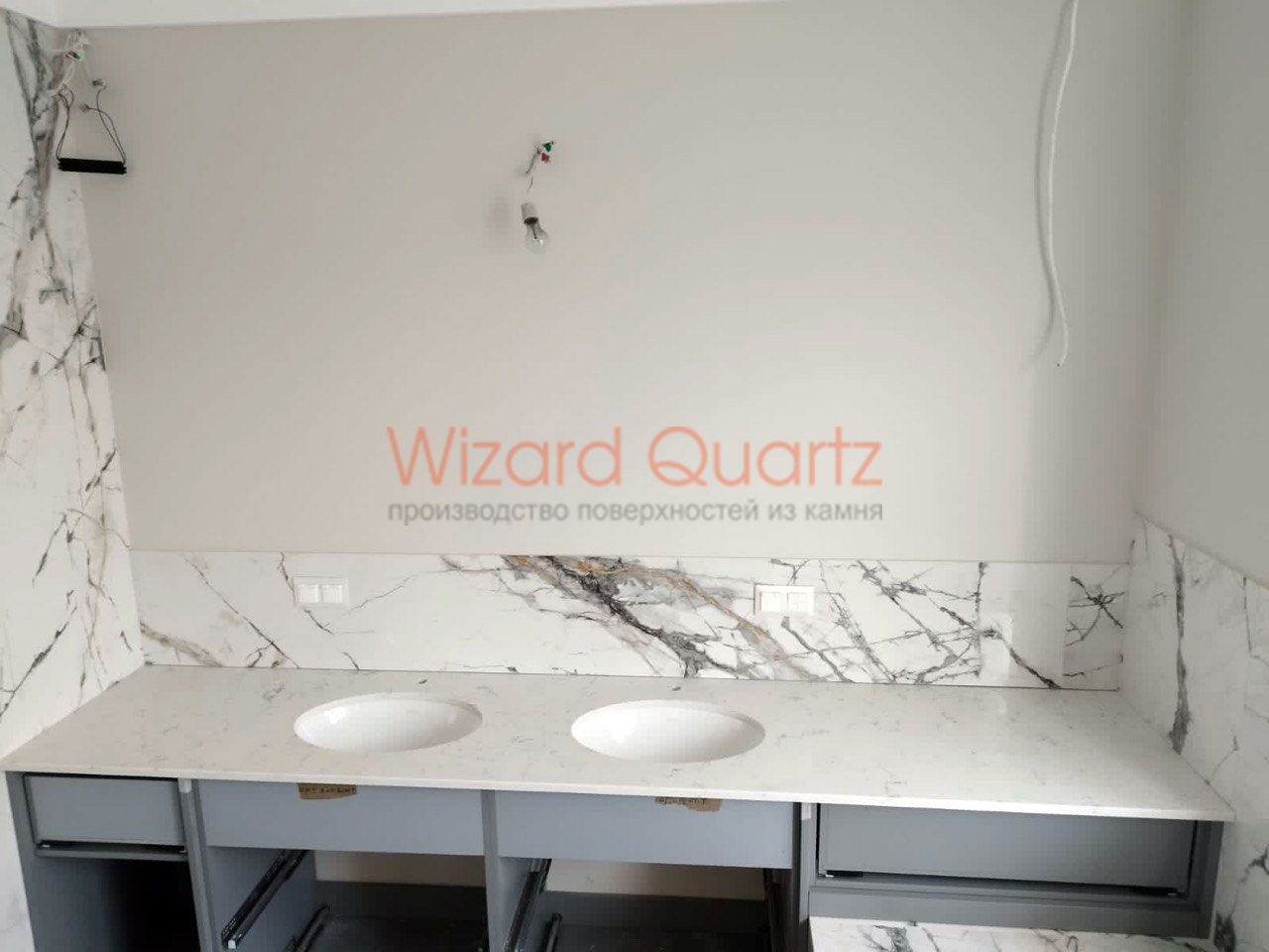 Прямая столешница из кварцевого агломерата