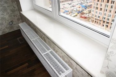 Подоконник из камня Caesarstone Pure White