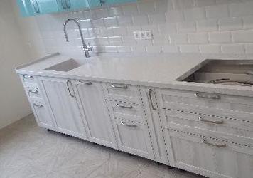 Прямая столешница из агломерата