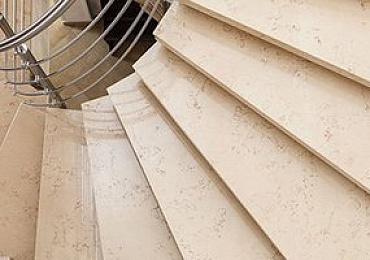 Ступени из камня Silestone Phoenix