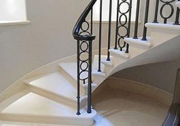 Ступени из агломерата Silestone Blanco Zeus Extreme